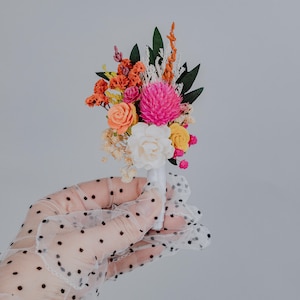 Fuchsia Orange boutonniere/Beach Wedding Flower Lapel Pin/Tropical Groom’s Boutonniere/Fuchsia and Yellow Flowers/Summer Wedding Accessory