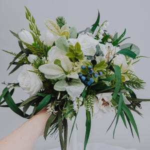 Winter Wedding Bouquet/White and Green Bridal Bouquet/Artificial Floral Arrangement/Faux Flowers bouquet/Sage green bouquet/