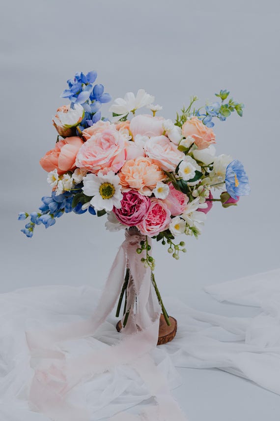 Pfirsich rosa blau Brautstrauß / Pastell Hochzeit Bouquet künstliche Frühlings-Sommerblumen / Garten Boho Hochzeit bunten Wildblumen Bouquet /