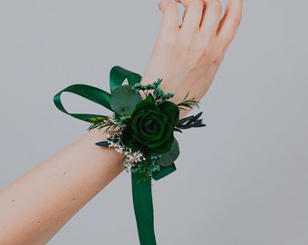 Dark Green Flower Wrist Corsage/Dried flowers Wedding/Green mother Wrist Corsage/Bridesmaid Wrist Corsage/Flower Bracelet/Corsage for prom/