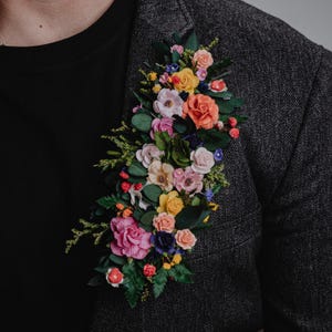 Vibrant Multicolor Floral Brooch/Royal Blue Pink Red Lapel Pin/Statement Flower Pin for Men/Groom Brooch/Bold Boho Wedding Accessory