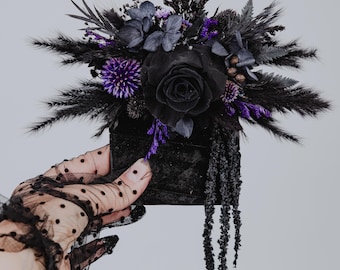 Gothic Black and Purple Dried pocket boutonniere/Black Boutonniere/Dark Boho GroomBoutonniere/Halloween wedding/Moody wedding/Black wedding