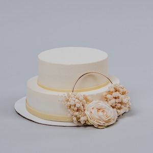 Ivory Baby&#39;s breath flowers cake toppers/Dried cake toppers/Cake Decoration/Ivory cake toppers/Wedding Cake Toppers/Wedding Cake Flowers