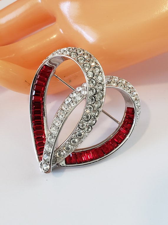 Nolan Miller, Heart Brooch Red And Clear Stones, S
