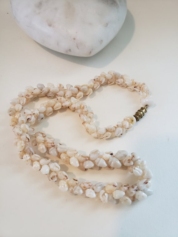 Vintage Hawaiian Ni'ihau Shell Necklace 16" - image 3