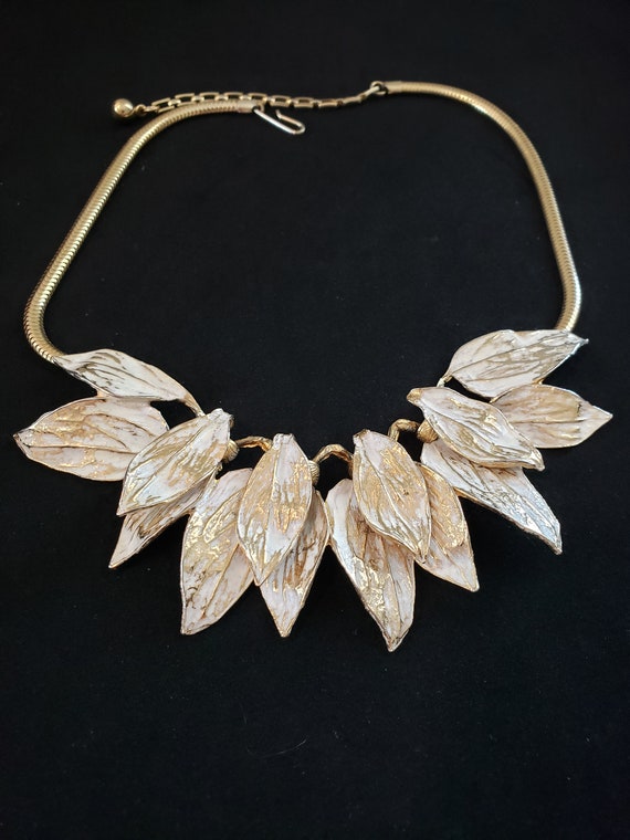 Vintage Fall Dangle Leaf Necklace Gold Tone White… - image 7