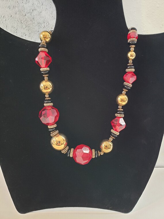 Vintage Chunky, Bead Necklace, Red Black And Gold - image 7