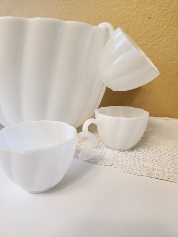 Hazel Atlas White Alpine Swirl Punch Bowl Set 7hook Handle Cups