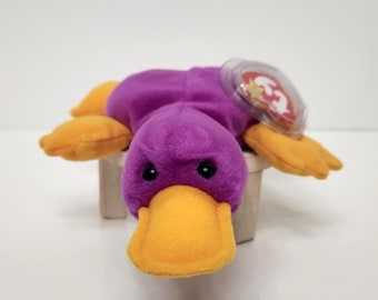 Original Magenta Patti the Platypus Ty Beanie Baby, Style 4025, First Generation Original Nine, Retired 1993 PVC Pellets Collector