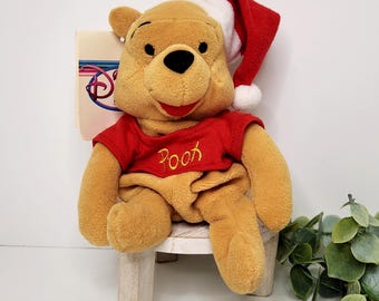 The Disney Store Winnie The Pooh Christmas Santa Hat Bean Bag Stuffed Plush 8”