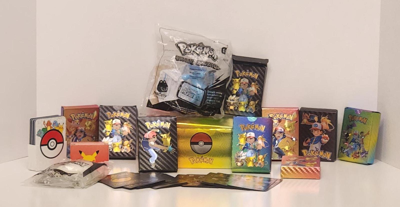 Pokémon Bundle / Assortments of Cards , McDonald's items./ Foil
