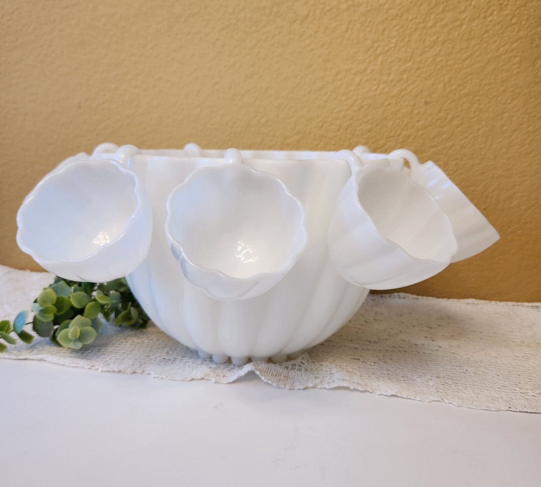 Hazel Atlas White Alpine Swirl Punch Bowl Set 7hook Handle Cups