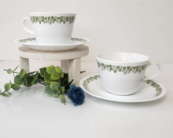 Set of 2 Corelle Spring Blossom/Crazy Daisy / Saucers and Cups / 8oz/ Vintage