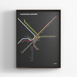 Manchester Metrolink, Dark Mode Karte, Minimal Poster, Wanddeko, Leinwand Dekor, Gerahmt Reisegeschenk, U Bahn Wandkunst, Schild