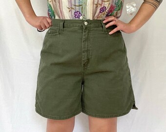 olive green high waisted shorts