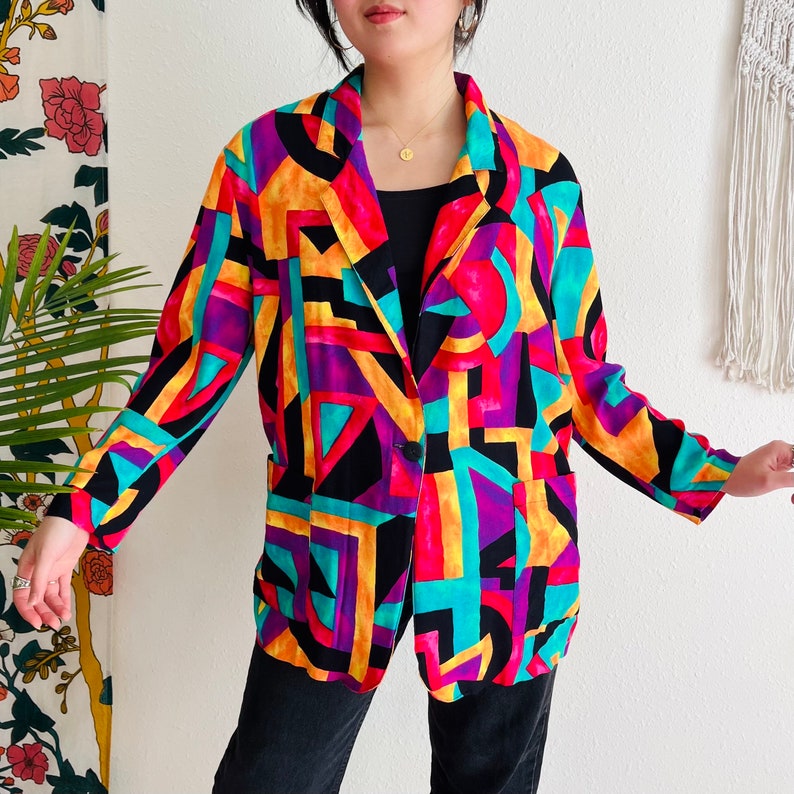 Vintage 1980s Colorful Geometric Printed Lightweight Denim Jacket Size Medium/Large image 4