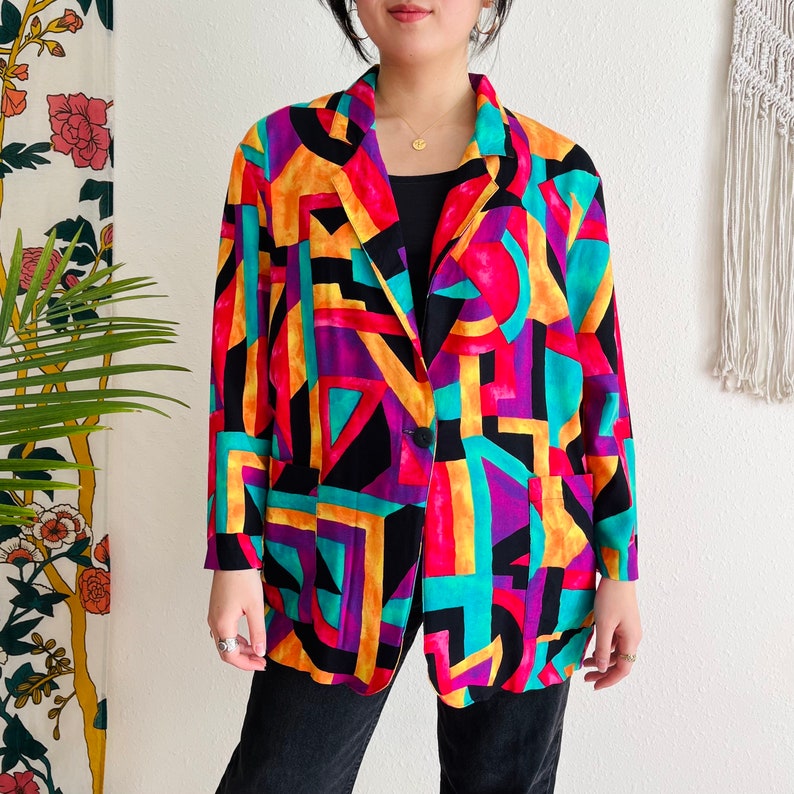 Vintage 1980s Colorful Geometric Printed Lightweight Denim Jacket Size Medium/Large image 3