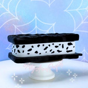 Ice cream sandwich - fidget clicker toy