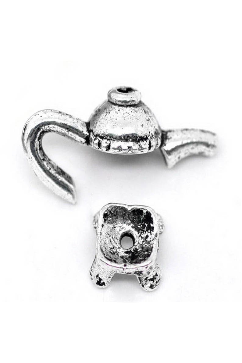 100 Perles Coupelles Fleur doré vieilli 10 x 4 mm