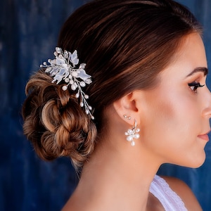 Dainty pearl bridal earrings, Silver plated wedding earrings, Bridesmaid earrings, Star pearl wedding earrings, Modern bride earrings, image 2