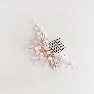 Blush bridal hair comb Rose gold wedding hair piece Rose gold pearl hair clip Crystal hair comb Rhinestone wedding headpiece imagem 1