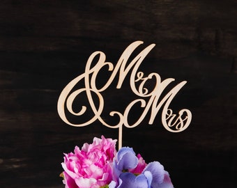 Mr & Mrs wooden cake topper Wedding cake topper Engagement party cake topper Cake toppers for wedding Wood Cake Topper