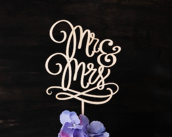 Mr & Mrs wooden cake topper Wedding cake topper Engagement party cake topper Cake toppers for wedding Wood Cake Topper