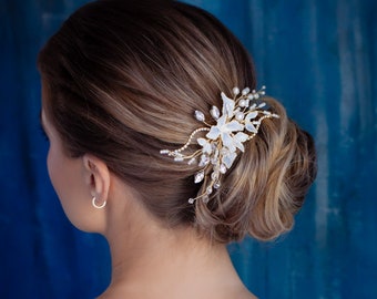 Peine de pelo de novia floral dorado Peine lateral de flores Peine de perlas Peine de boda de cristal Pinza de pelo de diamantes de imitación Pinza de pelo para novia Joyería de bollo de pelo