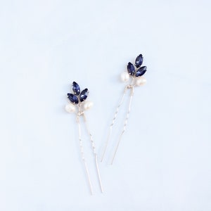 Blue bridal hair pins Small wedding hair pins Petite blue hair pins Bridal something blue Rhinestone hair pins Small hair pins for wedding