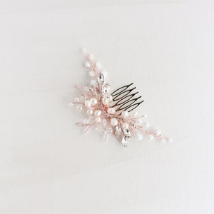 Rose gold pearl hair comb Bridal hair comb Back headpiece Wedding hair clip Rose gold headpiece for wedding Crystal bridal accessory