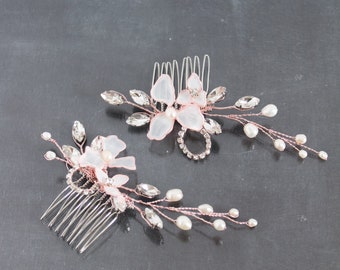 Pearl wedding hair comb Rhinestone bridal hair clip Gold hair comb Crystal hair wreath Floral hair comb Bridesmaid hair pin Rustic hair comb