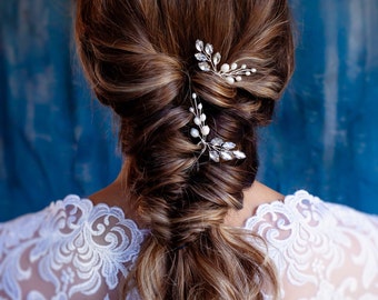 Silver pearl hair pin Pearl bridal hair pins Bridesmaid hair pin Crystal hairpin Bridal hair comb Hair jewels for wedding Wedding headpiece