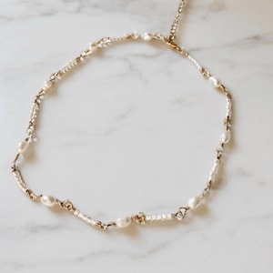 Dainty Pearl Choker Necklace Bridal Pearl Necklace Handmade Wedding Jewelry Minimalist Gold Beaded Necklace Elegant Gift for Her