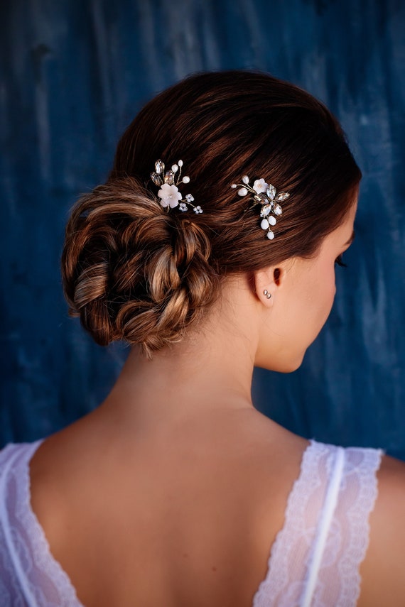 Silver Flower Bridal Hair Pins Set of 3 Crystal Hair Pins  display picture 3