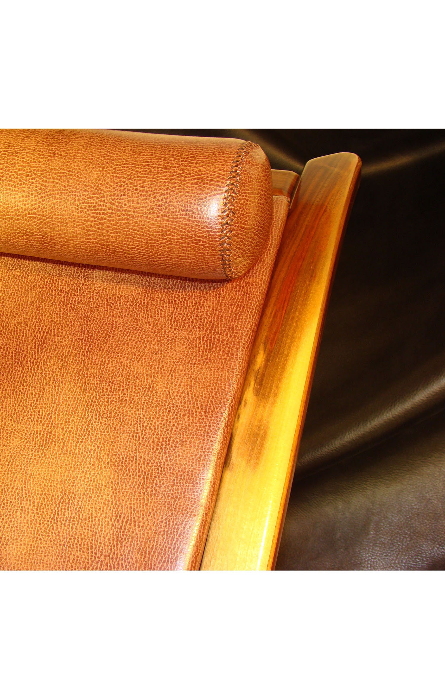 Straddle lounger 2024