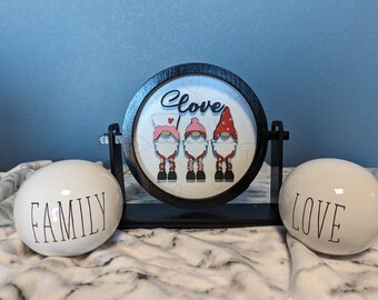 Tabletop Sign Sitter - Valentine's Day