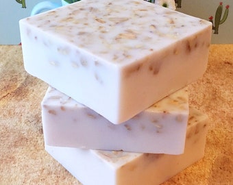 Oatmeal Soap Bar \  Minimalist Soap