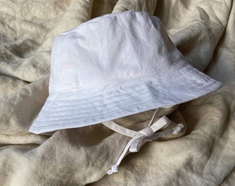 White Bucket Hat Newborn - Adult