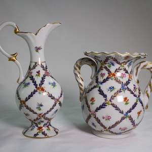 Juego Paris Royal pintado a mano de jarra de porcelana azul y oro y jarrón de urna - Vintage Repro