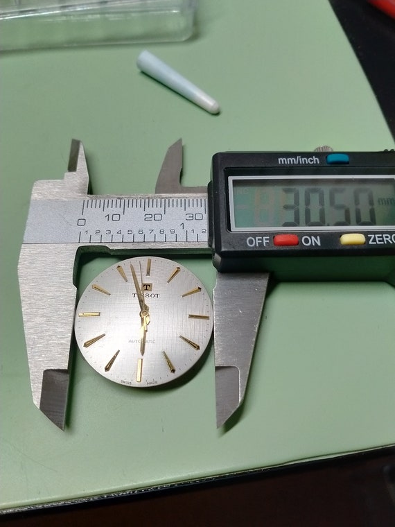 Tissot 2471 Automatic Movement With Dial And Hands - image 4
