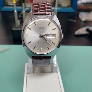 Vintage Smiths Astral Wristwatch