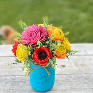 Summer Flower Arrangement, Mason Jar Flower Centerpiece, Mason Jar Decor, Wedding Centerpiece, Sola Wood Flowers, Mothers day gift