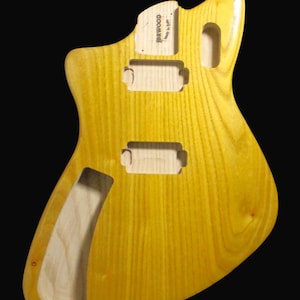 Meteora left-handed butterscotch blonde