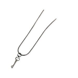 Cuck Key Snake Chain Necklace