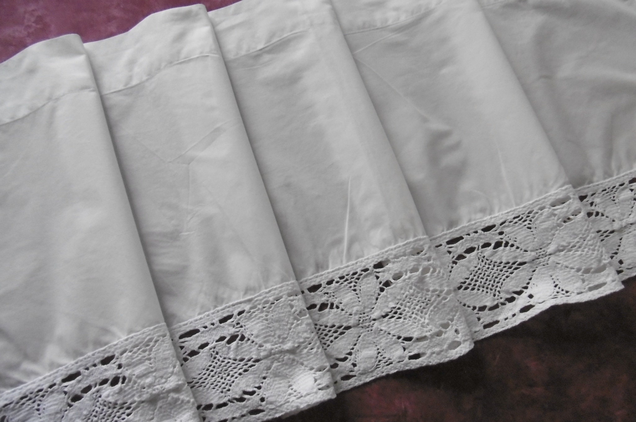 Joli Rideau Terminé Par Une Dentelle de 10 cm