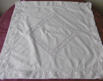 Magnificent parade pillowcase surrounded by lace and superbly embroidered