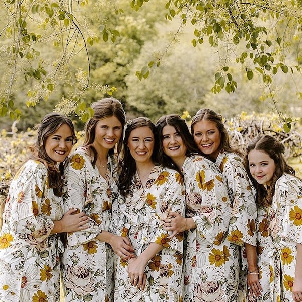 Bridesmaid Robes In Vintage Floral Garden Print - Kimono Robes for Wedding, Wild Flowers Robes for Brides and Her Mates