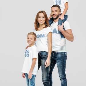Sólido POLVORIENTO AZUL Papá. Mom, Big Bro, Big Sis y cualquier camiseta de nombre personalizado para recién nacidos Coincidencia familiar -Nombre personalizado en sombreros de bebé