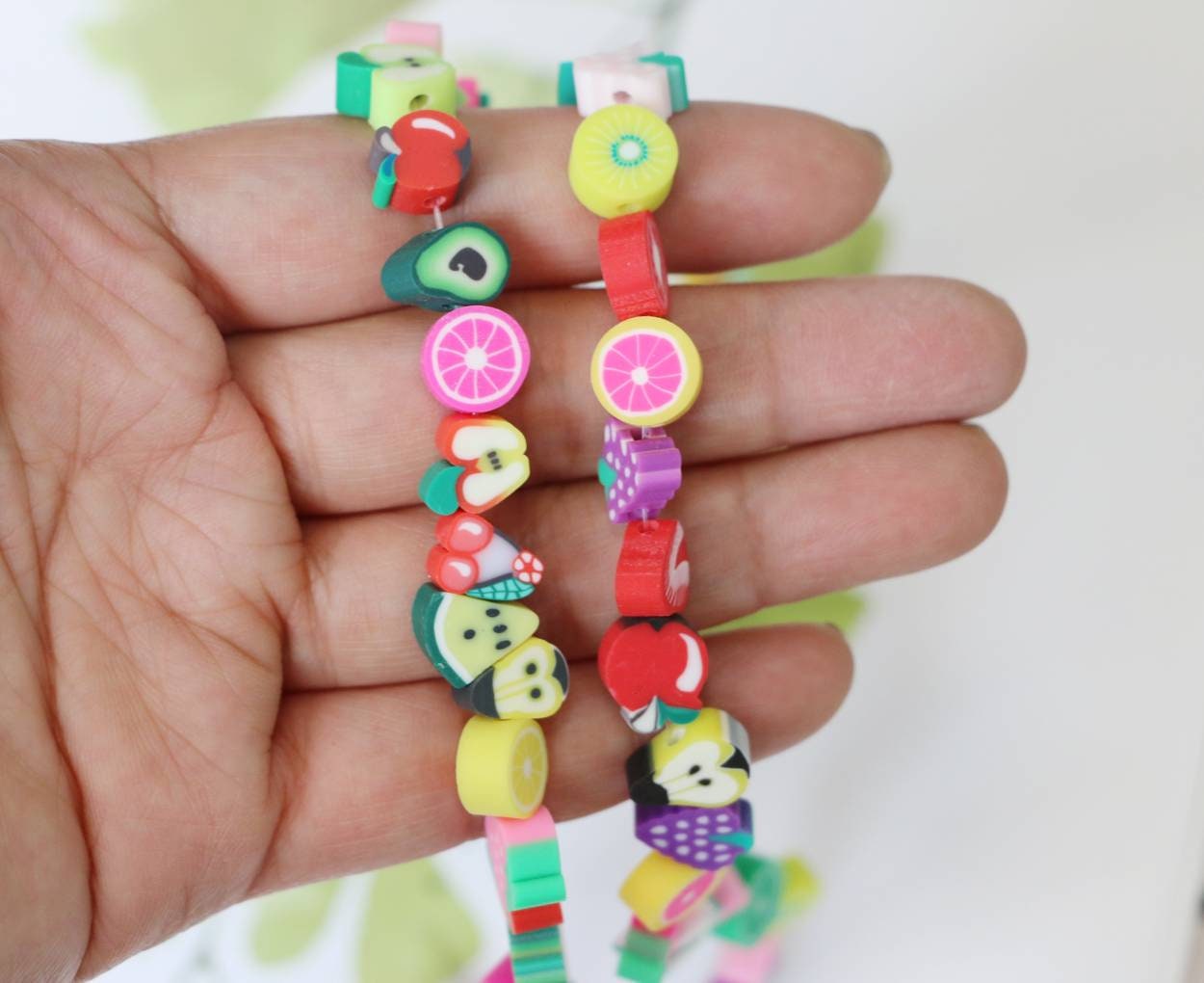 100 Stück Frucht Perlen Für Armbänder - Bunte Polymer Clay Beads DIY Schmuck