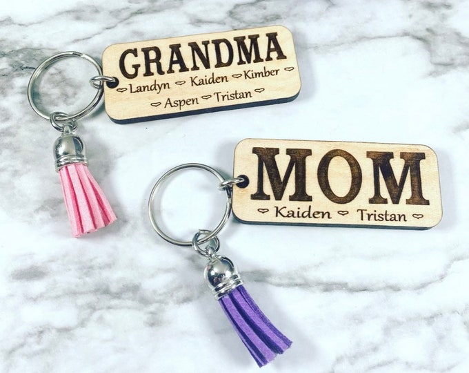 Kids’ name keychain -Mom/Grandma/Nana/Dad/or anyone!!!! Laser engraved mom keychain - Mother’s Day Keychain